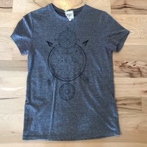 Modish Rebel distressed tee